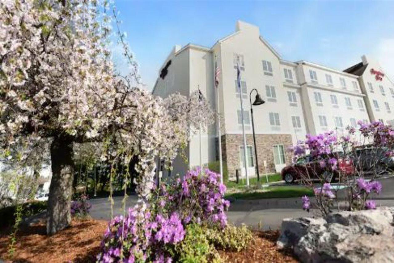 Hampton Inn Nashua Exteriör bild