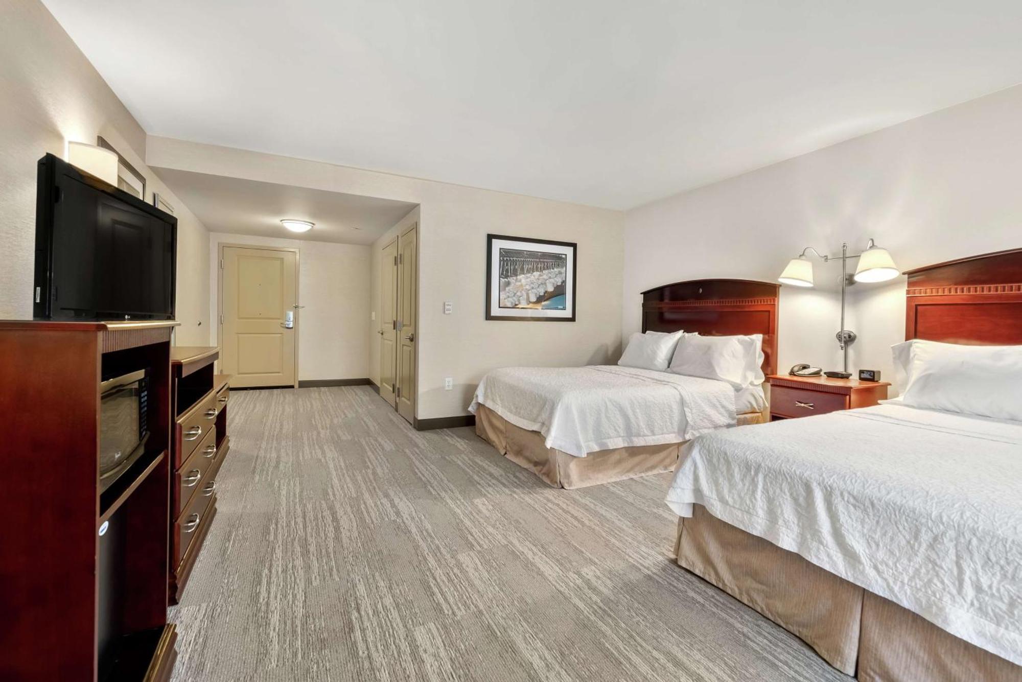 Hampton Inn Nashua Exteriör bild