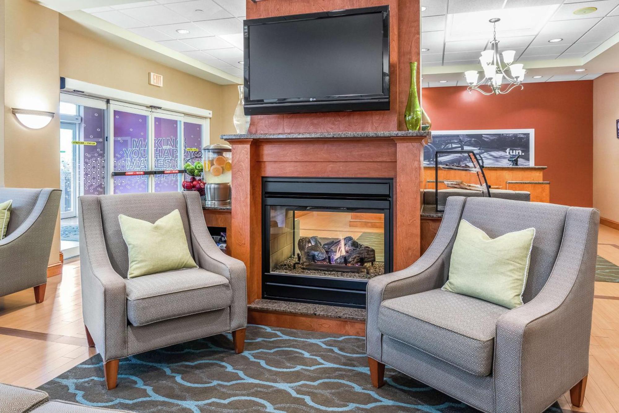 Hampton Inn Nashua Exteriör bild