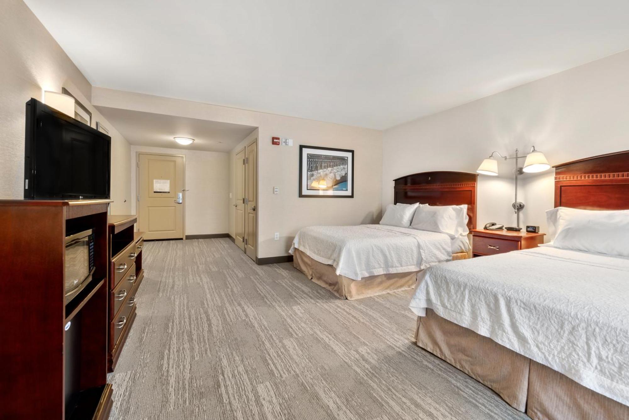 Hampton Inn Nashua Exteriör bild
