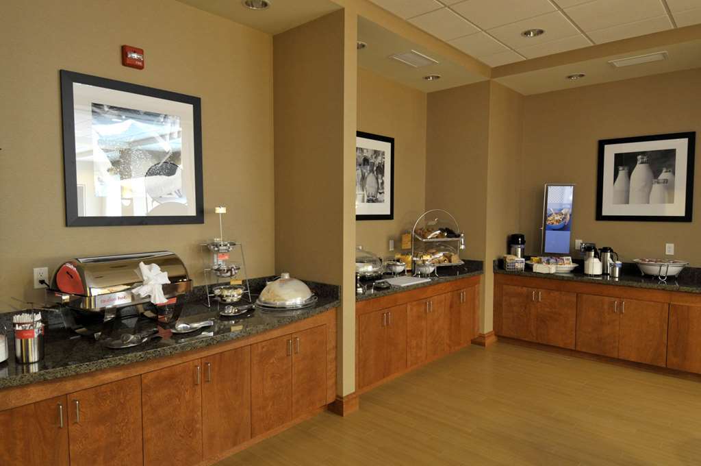 Hampton Inn Nashua Restaurang bild